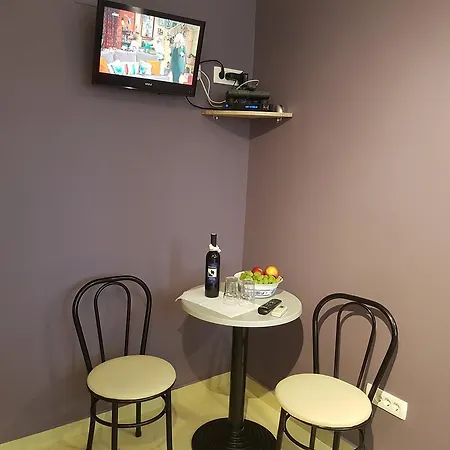 Royal بيت ضيافة 4*